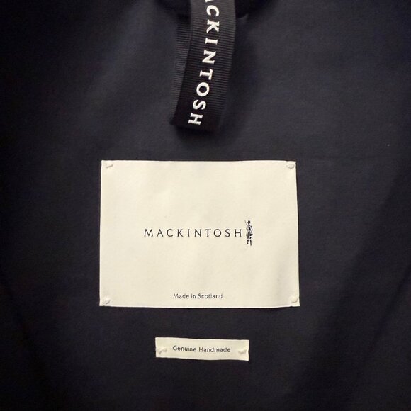 MACKINTOSHI black Oxford bonded cotton trench coat  size 40 $1195 + tax - Picture 10 of 16